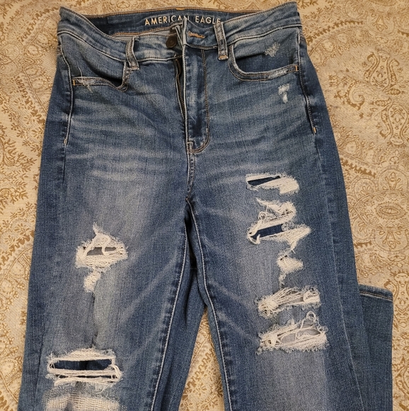 American Eagle Outfitters Denim - American Eagle Outfitters Super Hi- Rise Jegging Crop Jeans Size 6